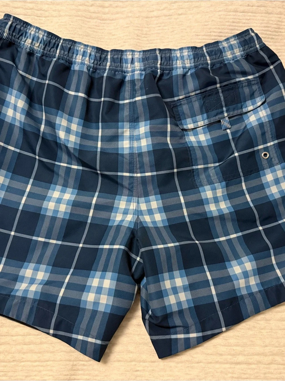 Burberry Blue Novacheck Men’s Swim Shorts, size Large
